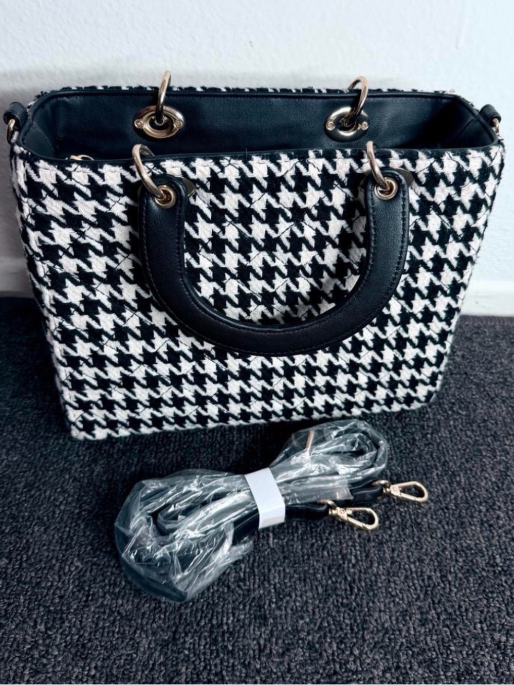 Black & White Houndstooth Tote Bag with Removable Strap